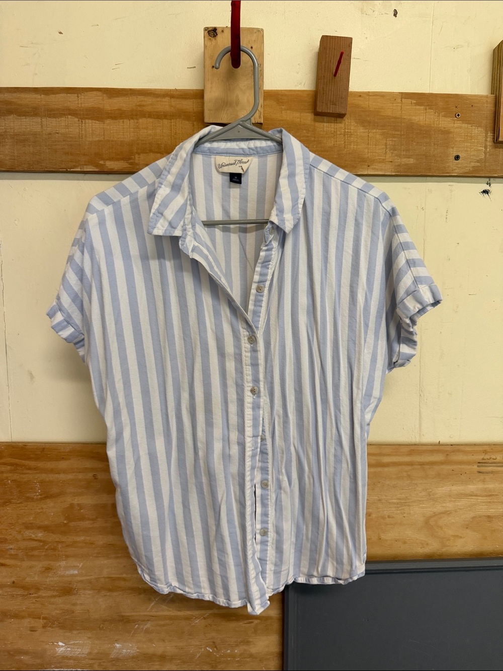 Universal Thread Light Blue & White Vertical Stripe Short-Sleeve Button-Down